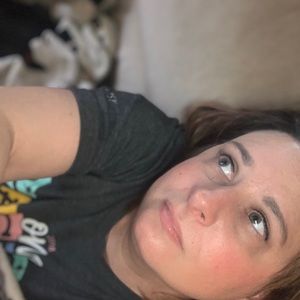 Meet your Posher, Sheila